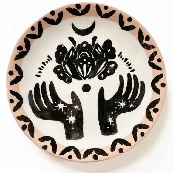 ❤️… Anthropologie Be Present Plate - Picture 1 of 3